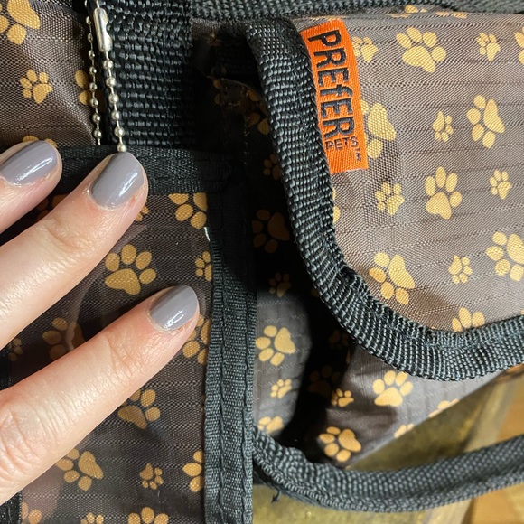 PREFER PETS duffel bag. Bought on Wayfair for $100. For dog or cat. Used once - Picture 3 of 11